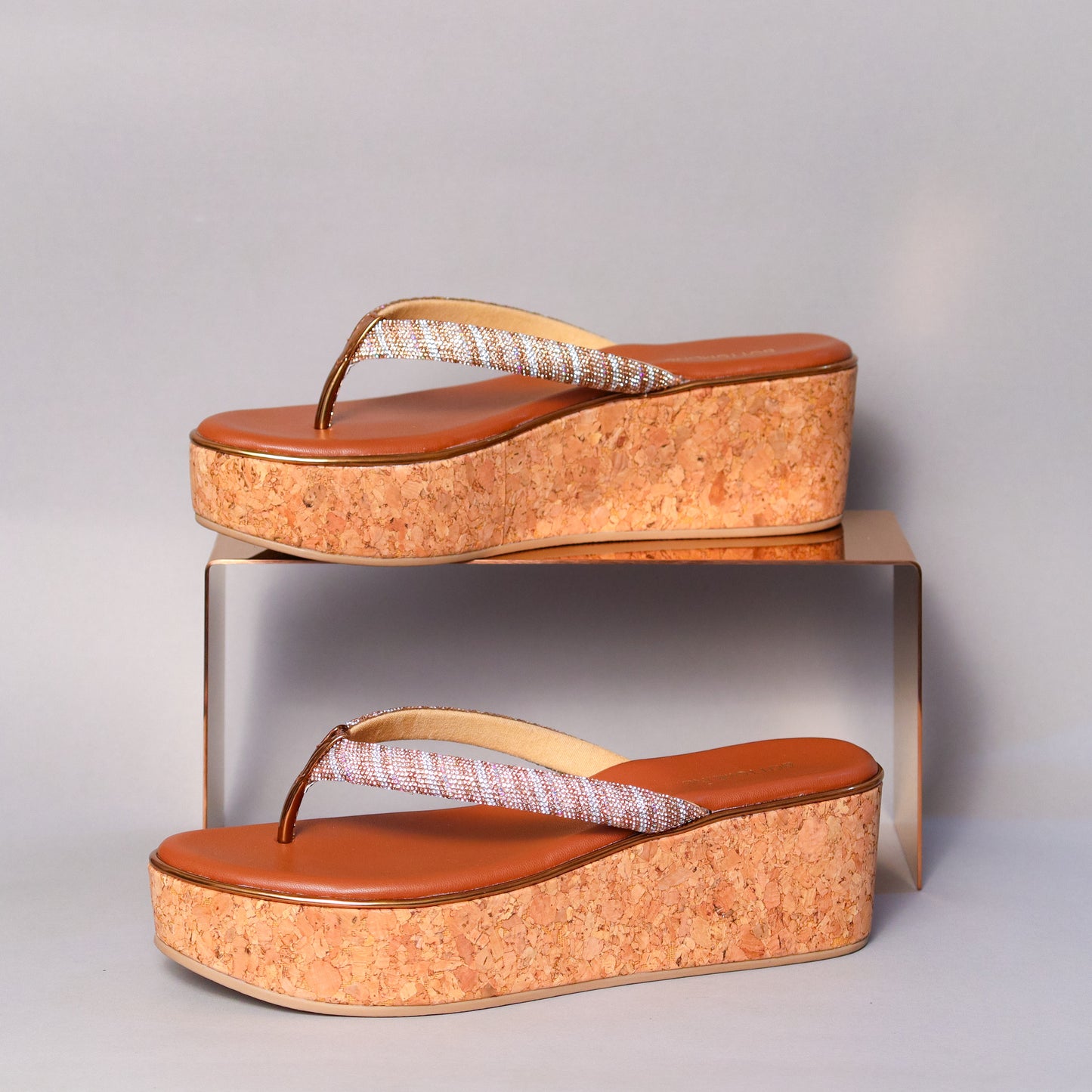 Dianne Flatforms