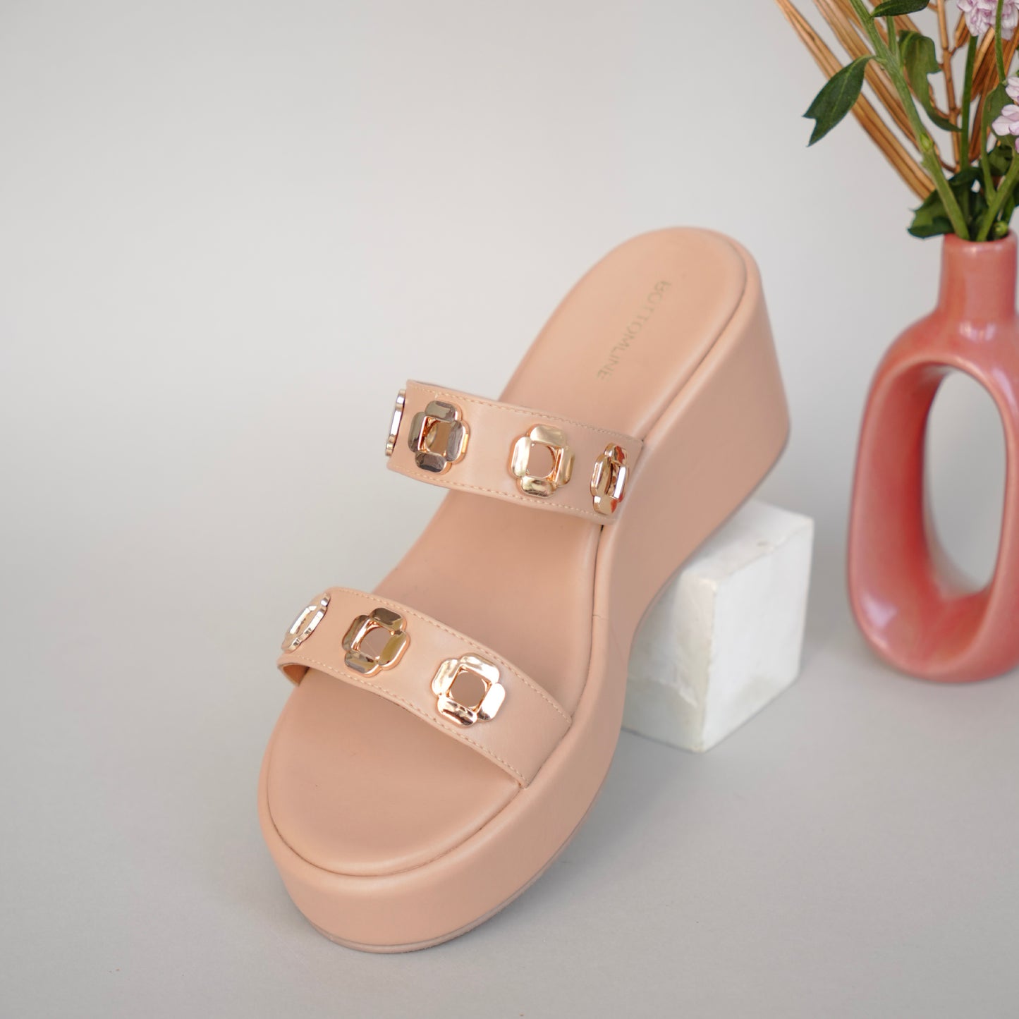 Laura Wedges