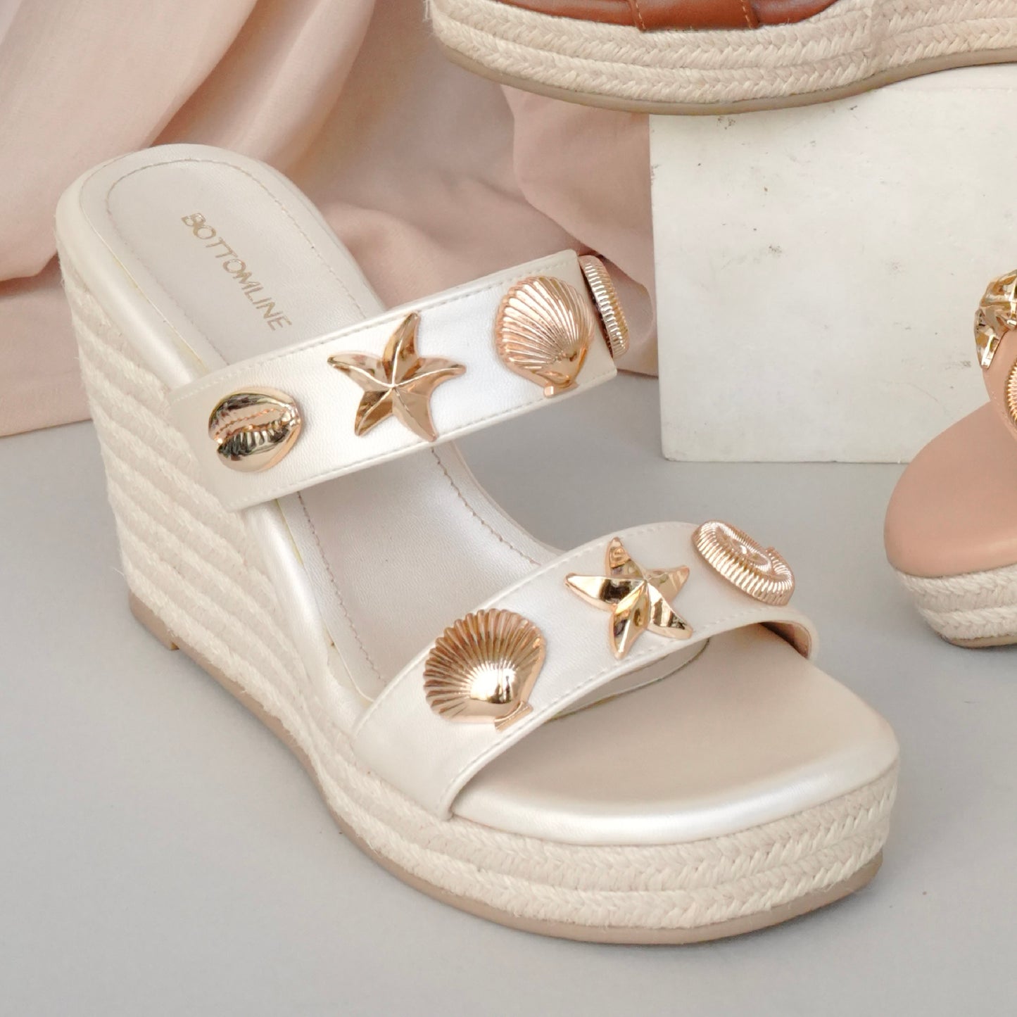 Soleil Wedges