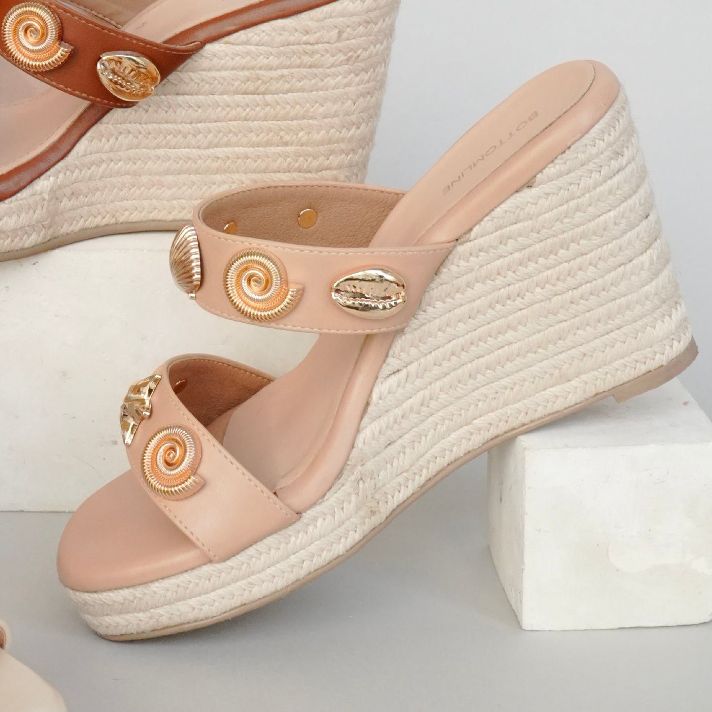 Soleil Wedges