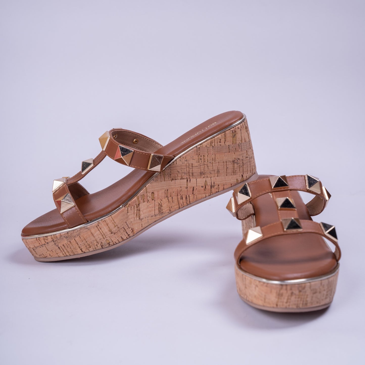 Vanessa Wedges